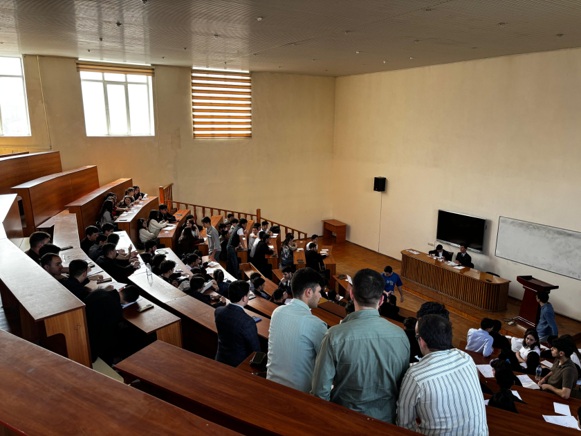 BDU-da Tələbələrarası I Azərbaycan kubokunun seçim turu davam edir 