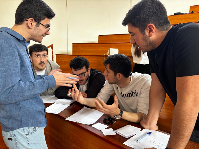 BDU-da Tələbələrarası I Azərbaycan kubokunun seçim turu davam edir