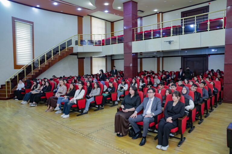 BDU-da TələbəPlus kartı ilə bağlı infosessiya keçirilib 