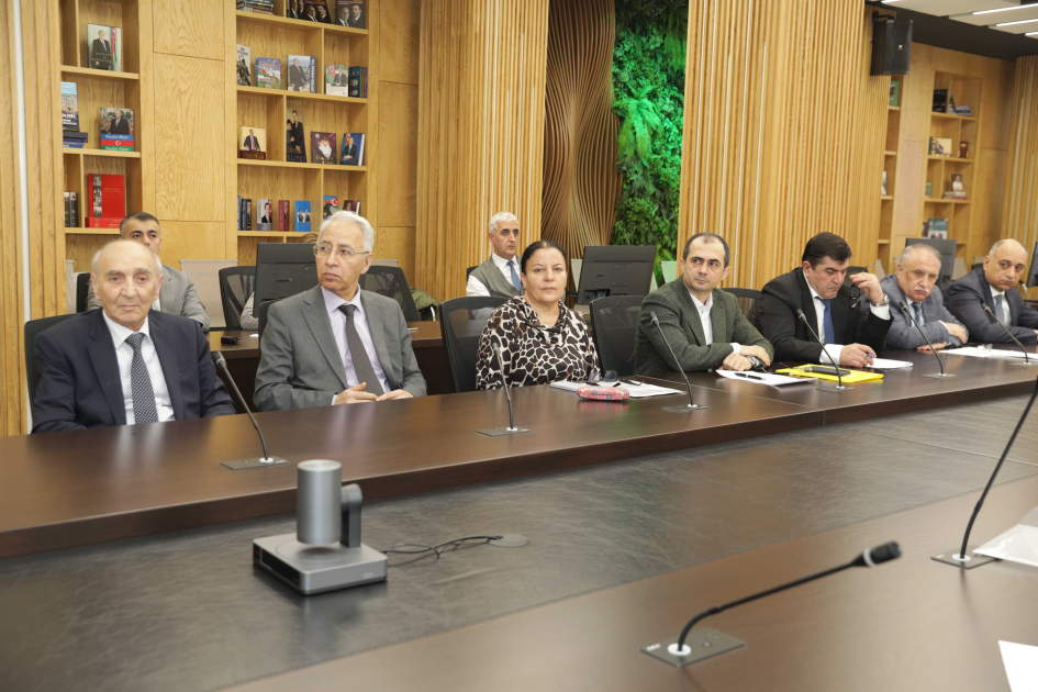 BDU-da yeni təhsil proqramlarının hazırlanması ilə bağlı iclas keçirilib