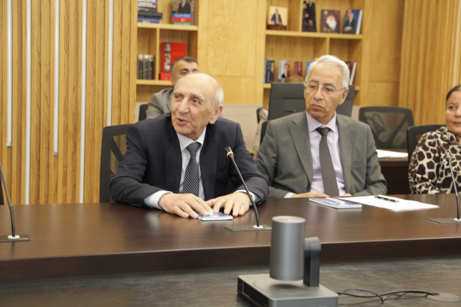 BDU-da yeni təhsil proqramlarının hazırlanması ilə bağlı iclas keçirilib