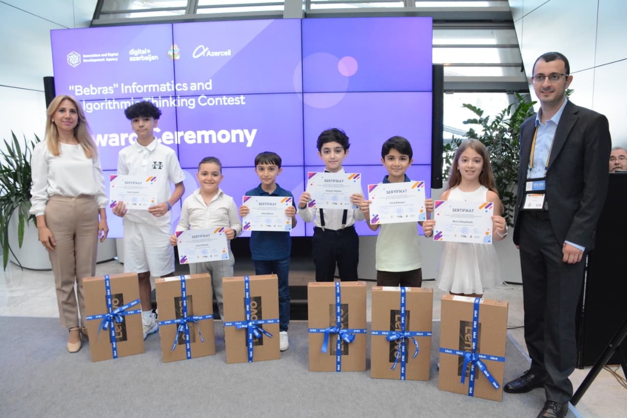 “Bebras” müqabiqəsinin qaliblərinin mükafatlandırılma mərasimi keçirilib 