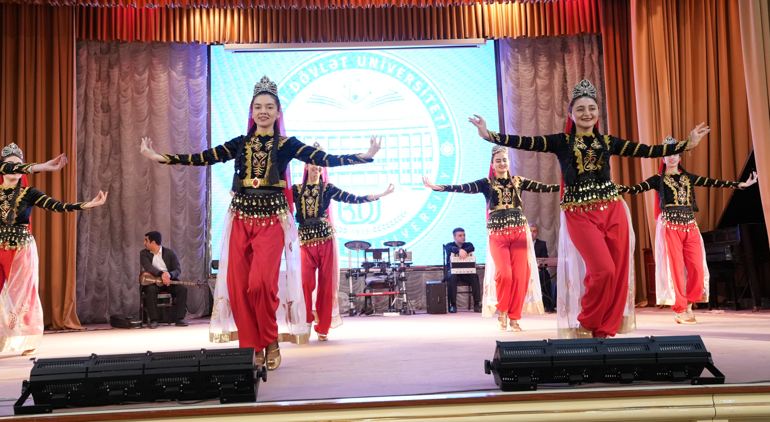 Bədii yaradıcılıq müsabiqə-festivalının növbəti seçim turları keçirilib