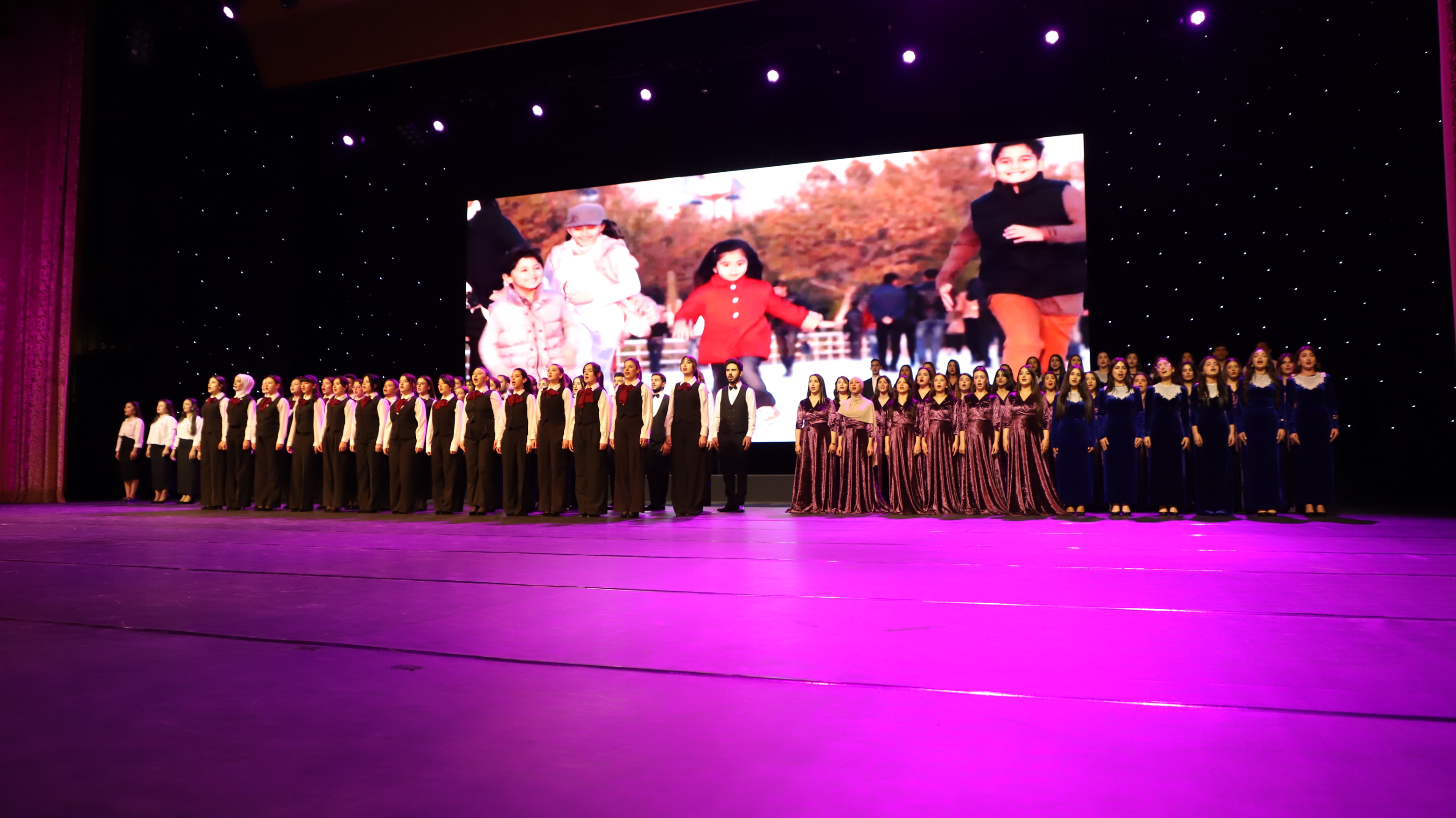 Bədii yaradıcılıq müsabiqə-festivalının yekun konserti keçirilib