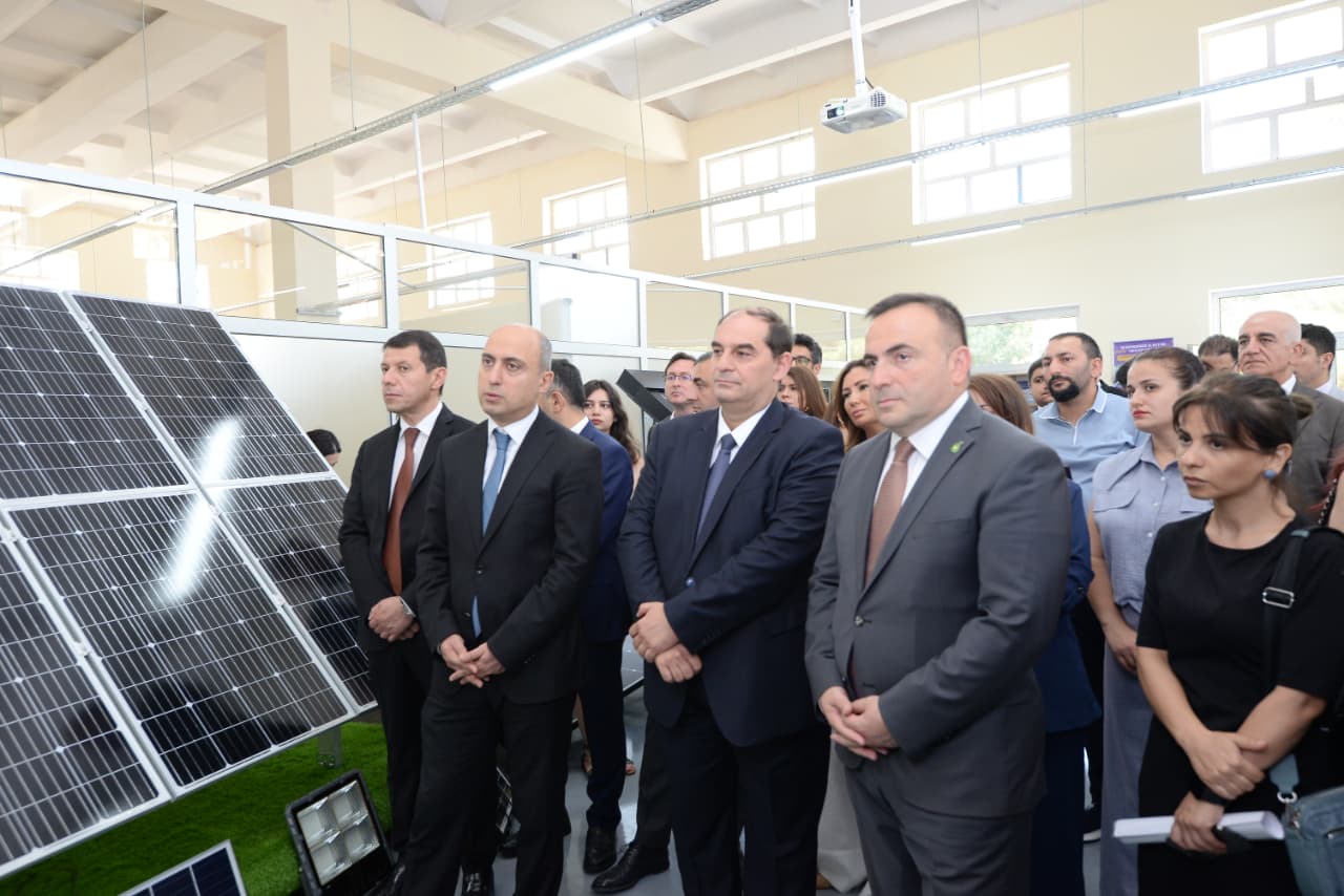 Bərpa olunan enerji üzrə yeni emalatxanalar istifadəyə verilib