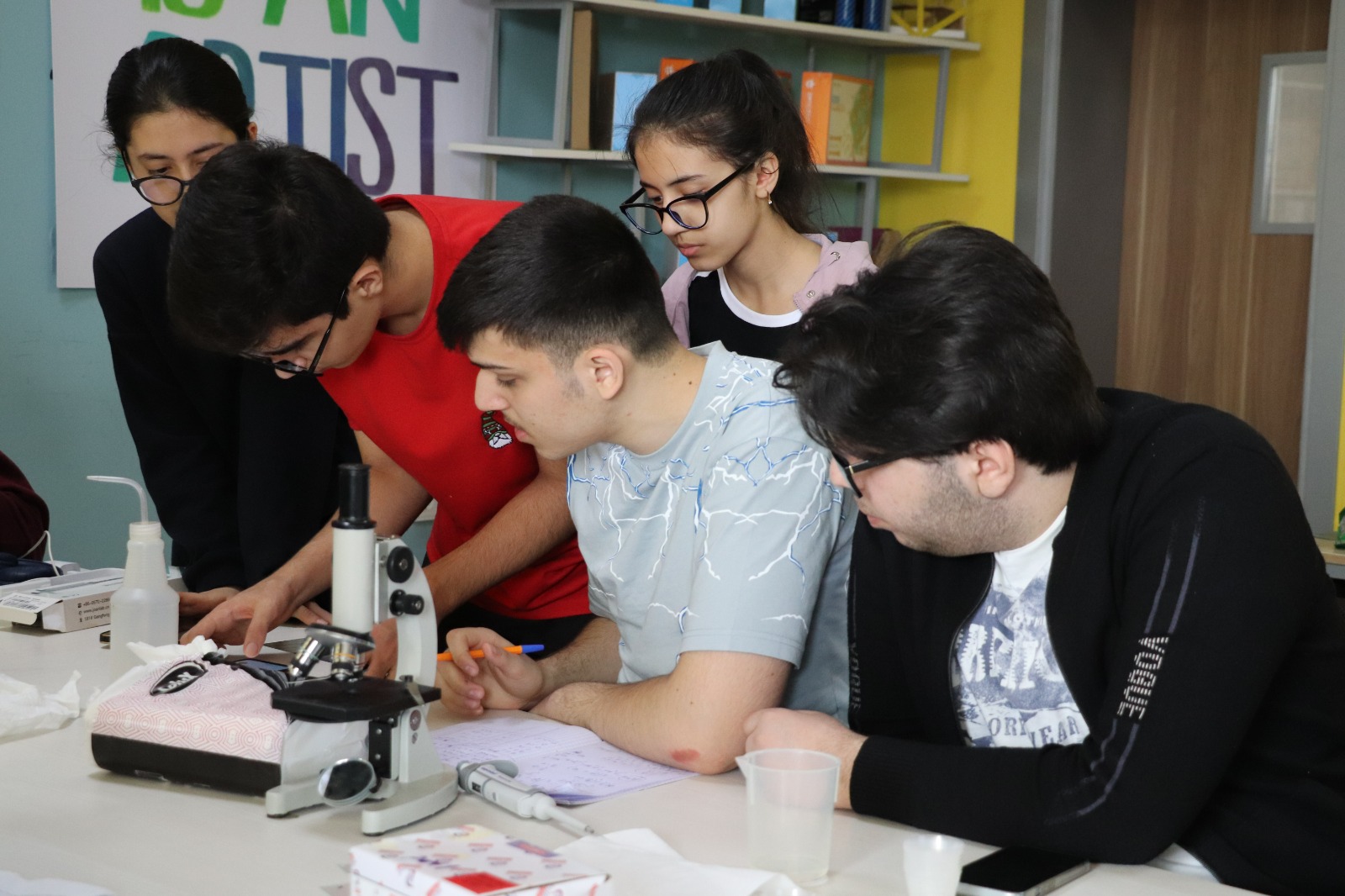 Beynəlxalq Olimpiada Mərkəzinin şagirdləri düşərgədə iştirak ediblər