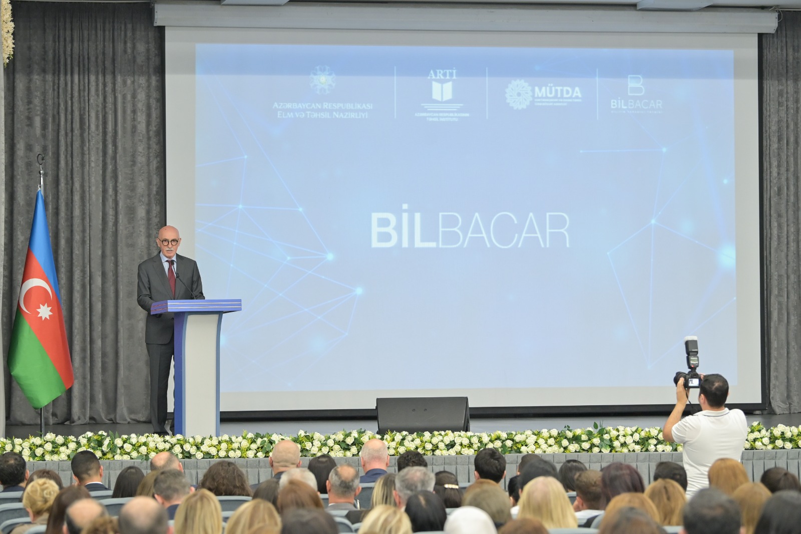 “BilBacar” müsabiqəsinin qalibləri mükafatlandırılıb