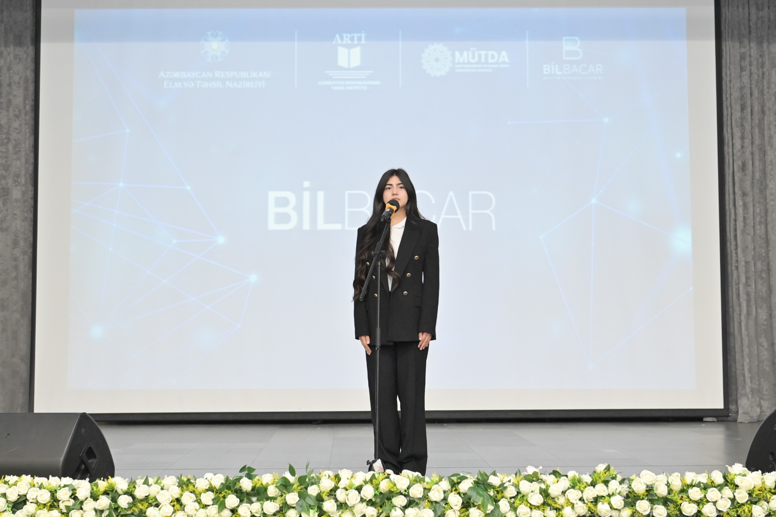 “BilBacar” müsabiqəsinin qalibləri mükafatlandırılıb