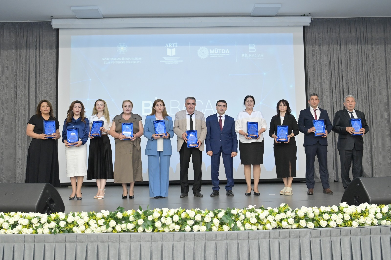 “BilBacar” müsabiqəsinin qalibləri mükafatlandırılıb