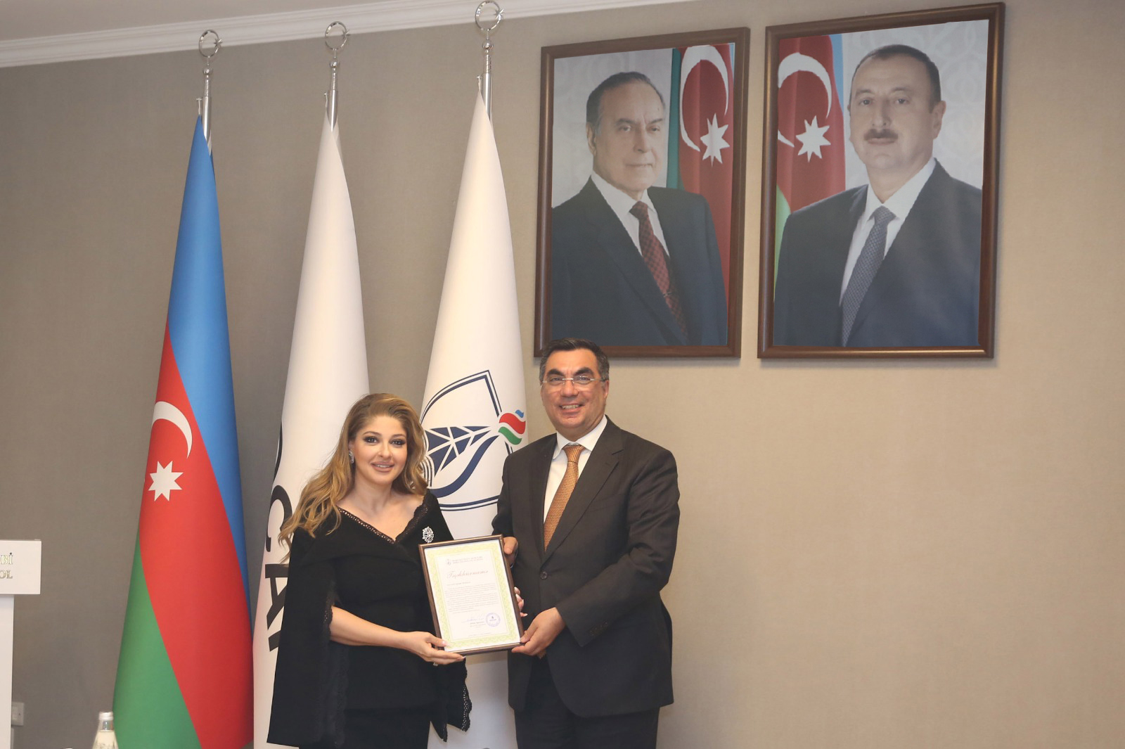 Bir qrup xeyriyyəçi BANM-in 9 tələbəsinin təhsil haqqını ödəyib