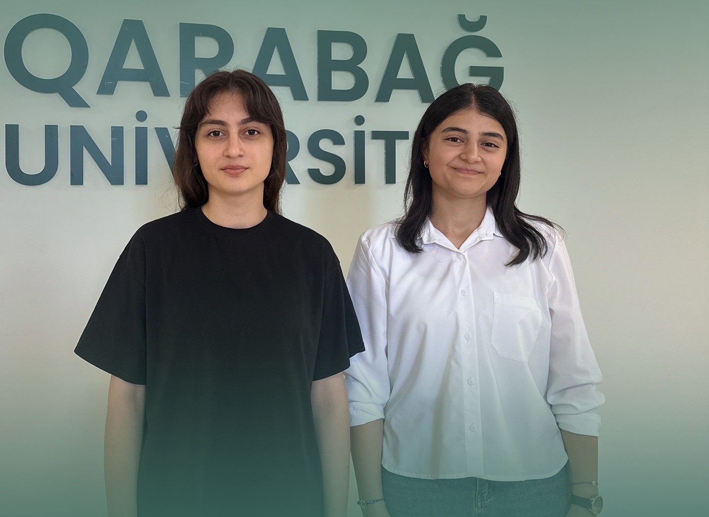 Birgə hazırlaşıb eyni universitetə daxil oldular 