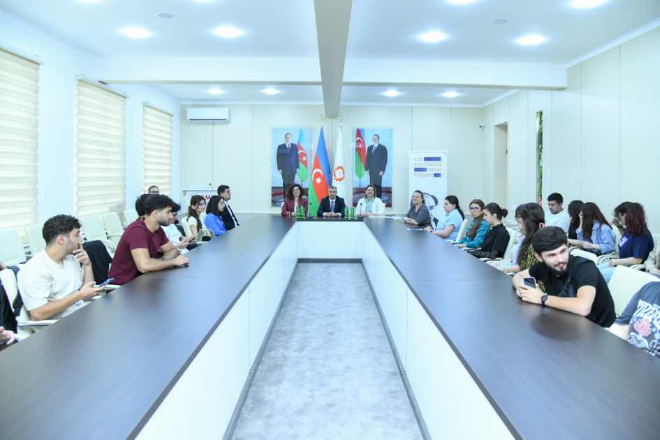 BMU-da “Azad Mirzəcanzadə İnkişaf Proqramı” ilə bağlı infosessiya keçirilib 