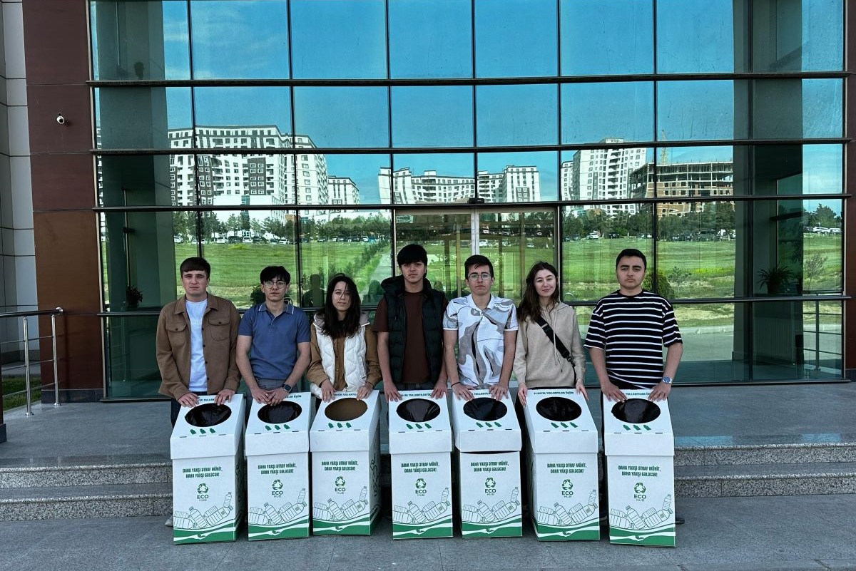 BMU-da “Eco Hub” layihəsi çərçivəsində çeşidləmə qutuları yerləşdirilib 