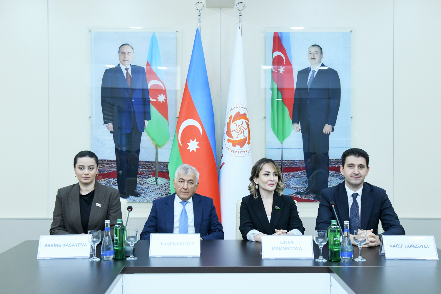 BMU-da millət vəkilləri ilə tələbələrin görüşü keçirilib