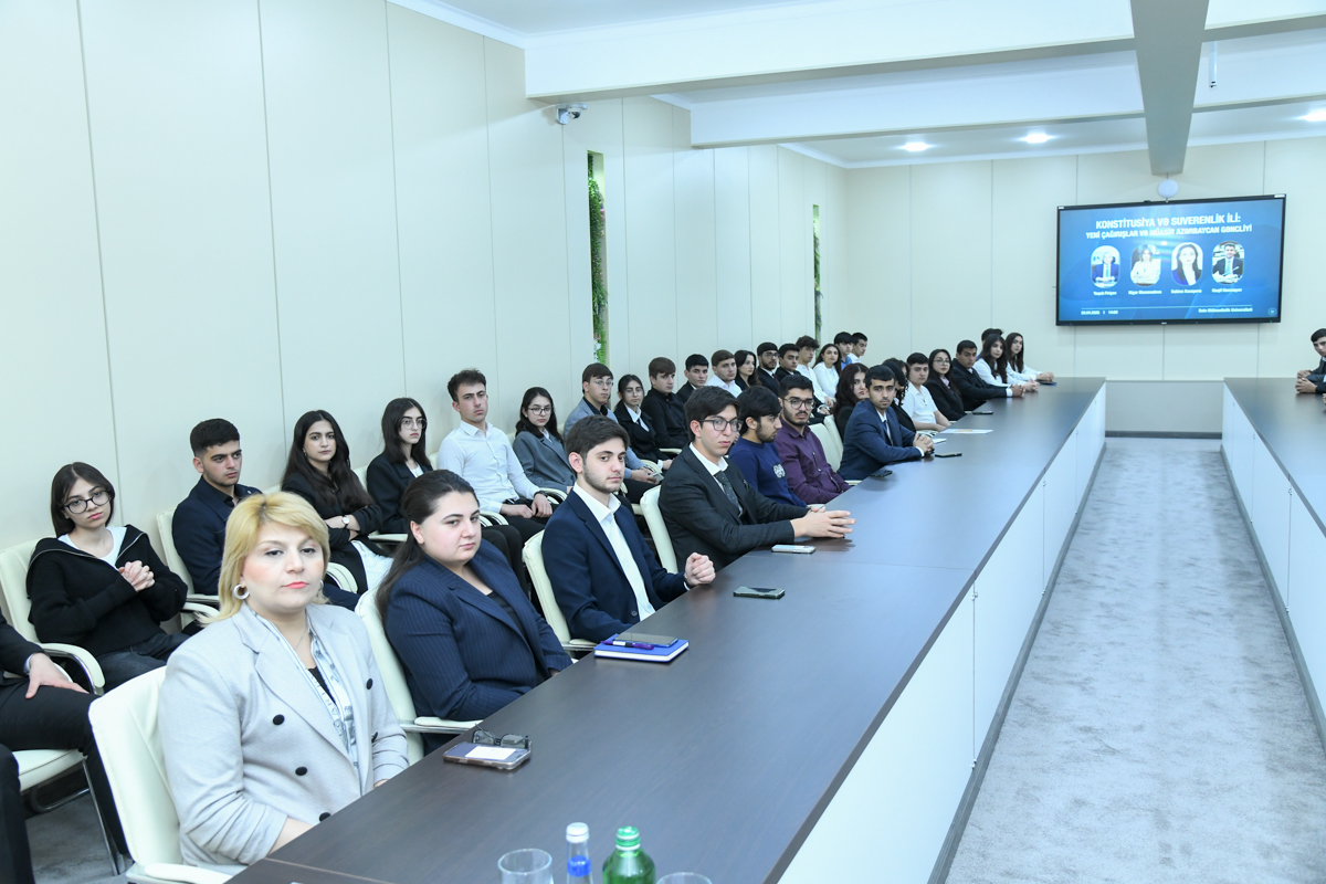 BMU-da millət vəkilləri ilə tələbələrin görüşü keçirilib