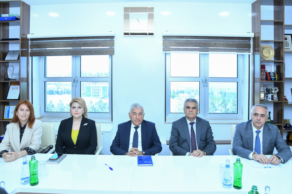 BMU-da Pekin Kimya Texnologiyaları Universitetinin nümayəndələri ilə görüş keçirilib