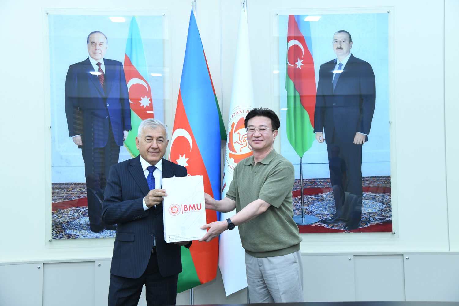 BMU-da “Yay məktəbi”ndə tədris aparan koreyalı müəllimlərlə görüş olub