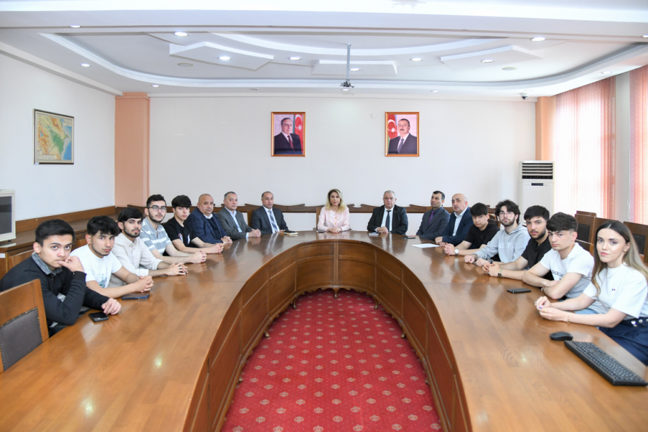 BMU ilə UNEC birgə elmi seminar keçirib 