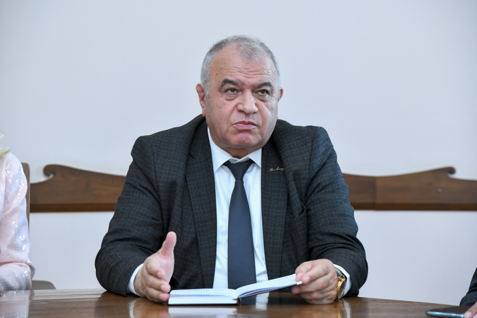 BMU ilə UNEC birgə elmi seminar keçirib