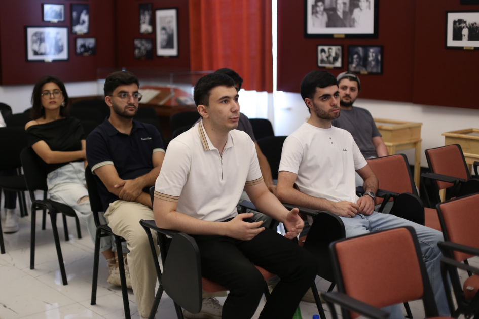 Bölgə gənclərinin rəqəmsal və süni intellekt savadlılığı artırılır