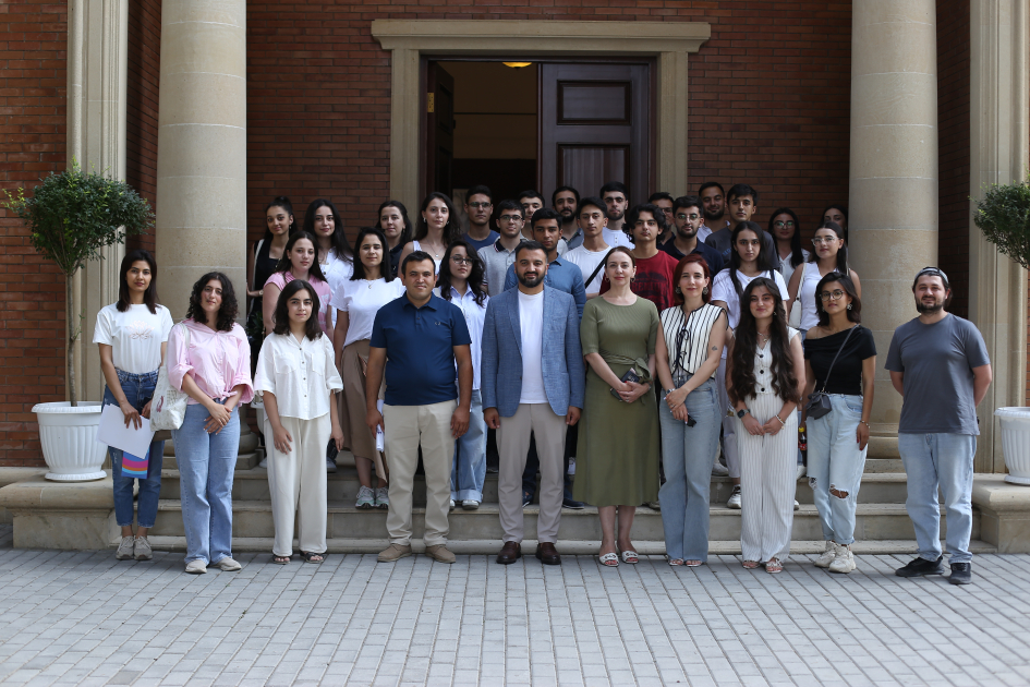 Bölgə gənclərinin rəqəmsal və süni intellekt savadlılığı artırılır