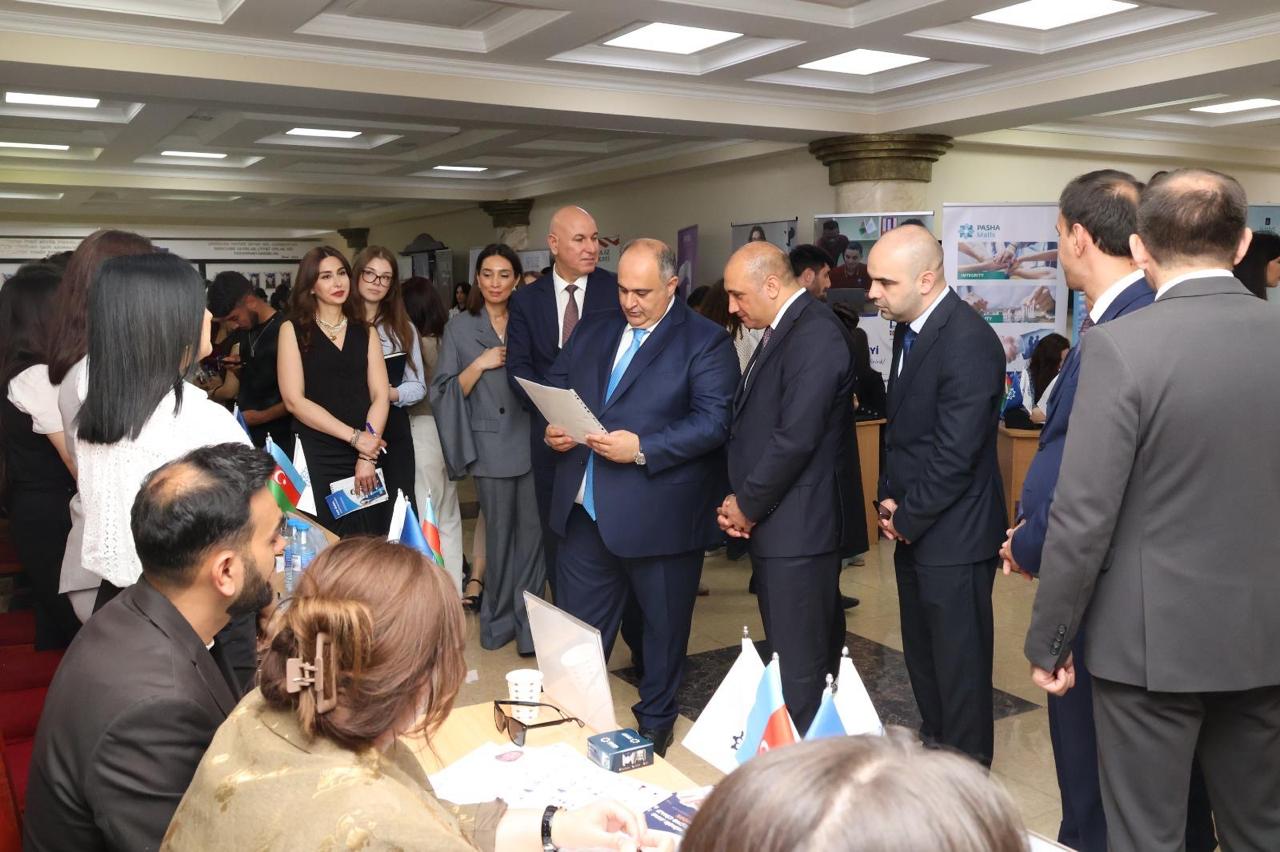 BSU-da II karyera yarmarkası keçirilib