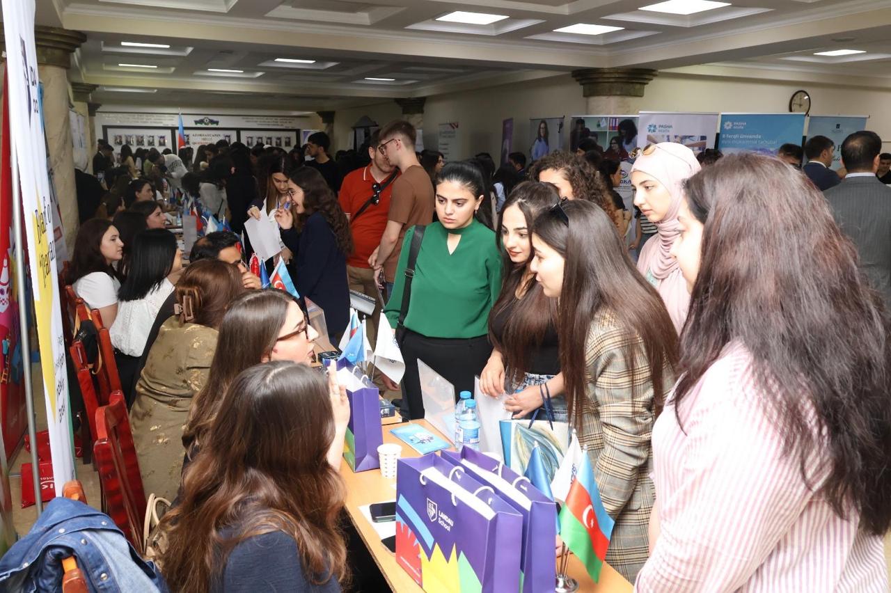 BSU-da II karyera yarmarkası keçirilib