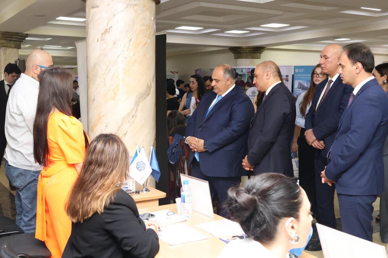 BSU-da II karyera yarmarkası keçirilib