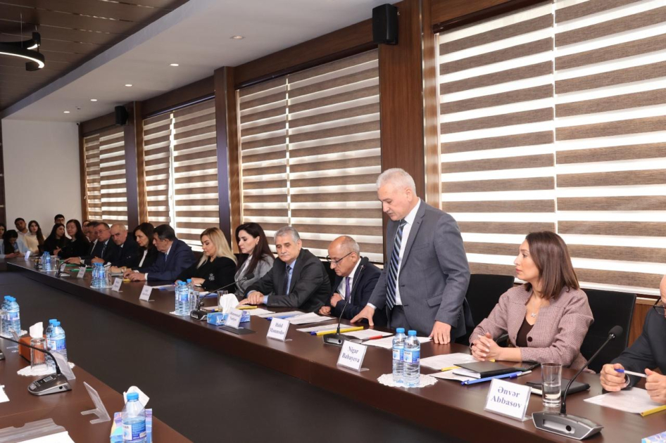 BSU-da “Suverenlik və Konstitusiya hüquqları” mövzusunda dəyirmi masa keçirilib