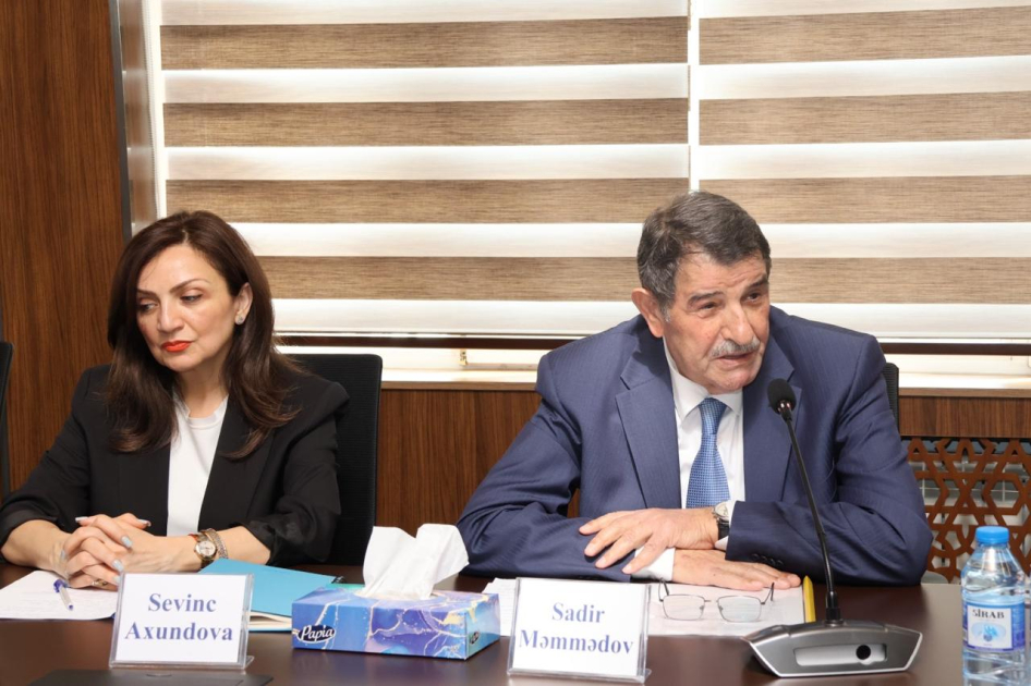 BSU-da “Suverenlik və Konstitusiya hüquqları” mövzusunda dəyirmi masa keçirilib