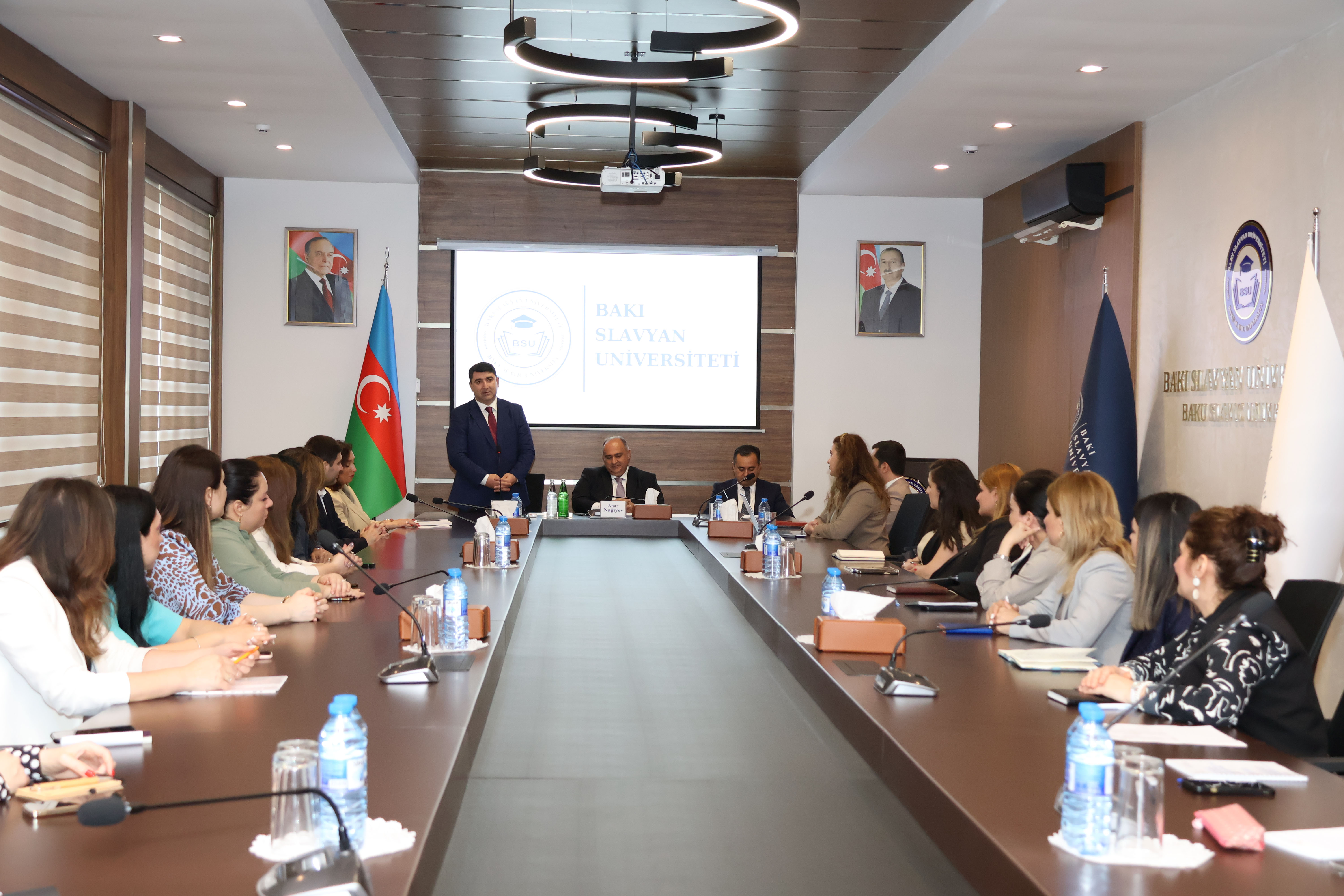 BSU-da “TəhsilPlus” kartı ilə bağlı müzakirə formatında görüş keçirilib