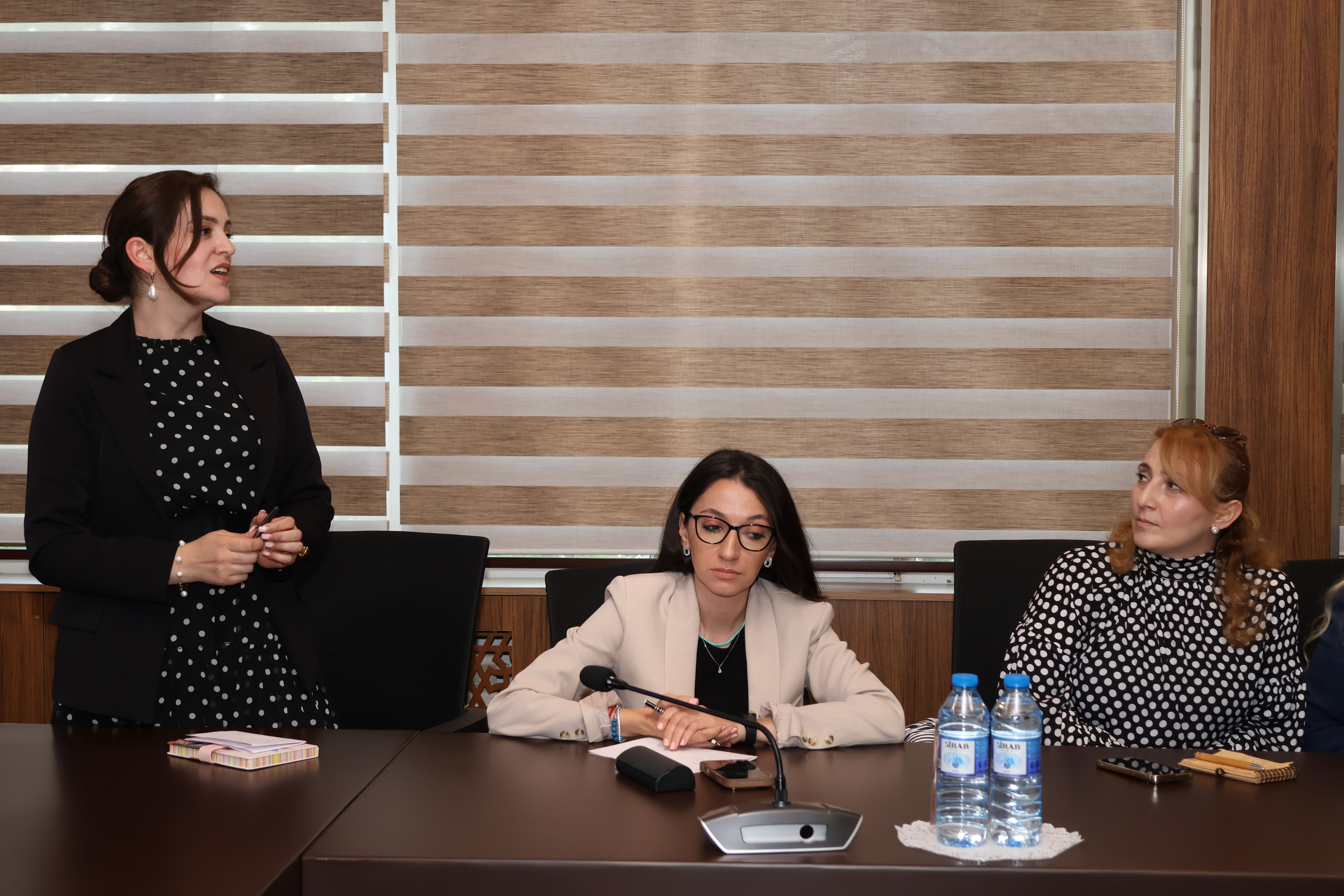 BSU-da “TəhsilPlus” kartı ilə bağlı müzakirə formatında görüş keçirilib