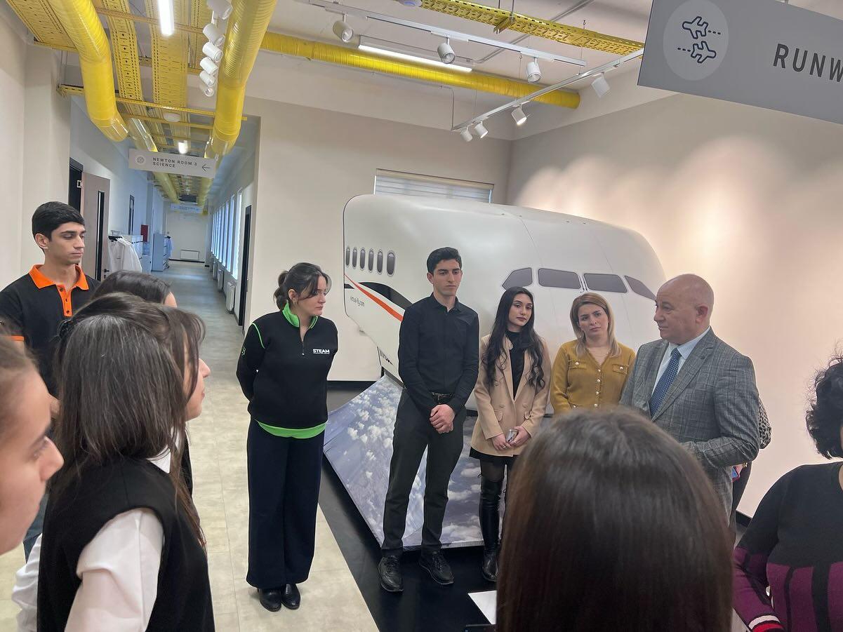 BSU-nun tələbə və müəllimləri STEAM İnnovasiya Mərkəzində olublar