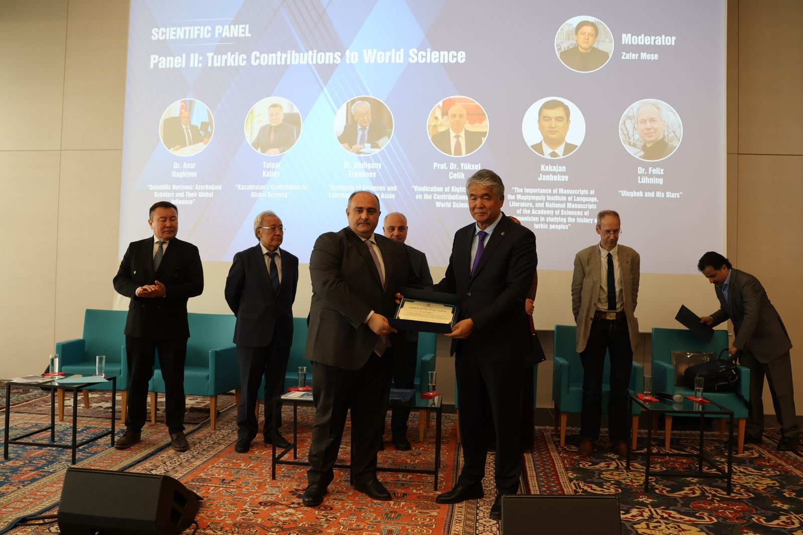 BSU rektoru Berlində keçirilən konfransda çıxış edib