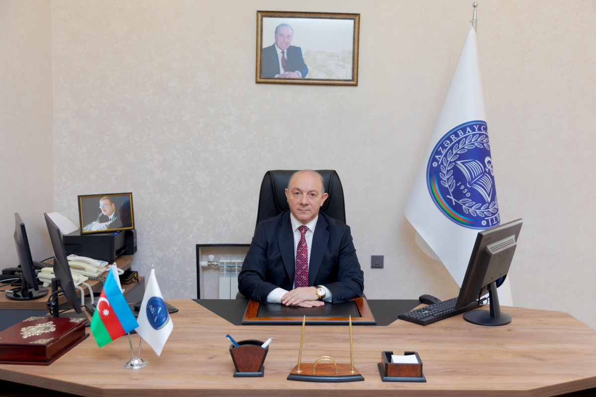 Bu universitetə yeni prorektor təyin olunub 