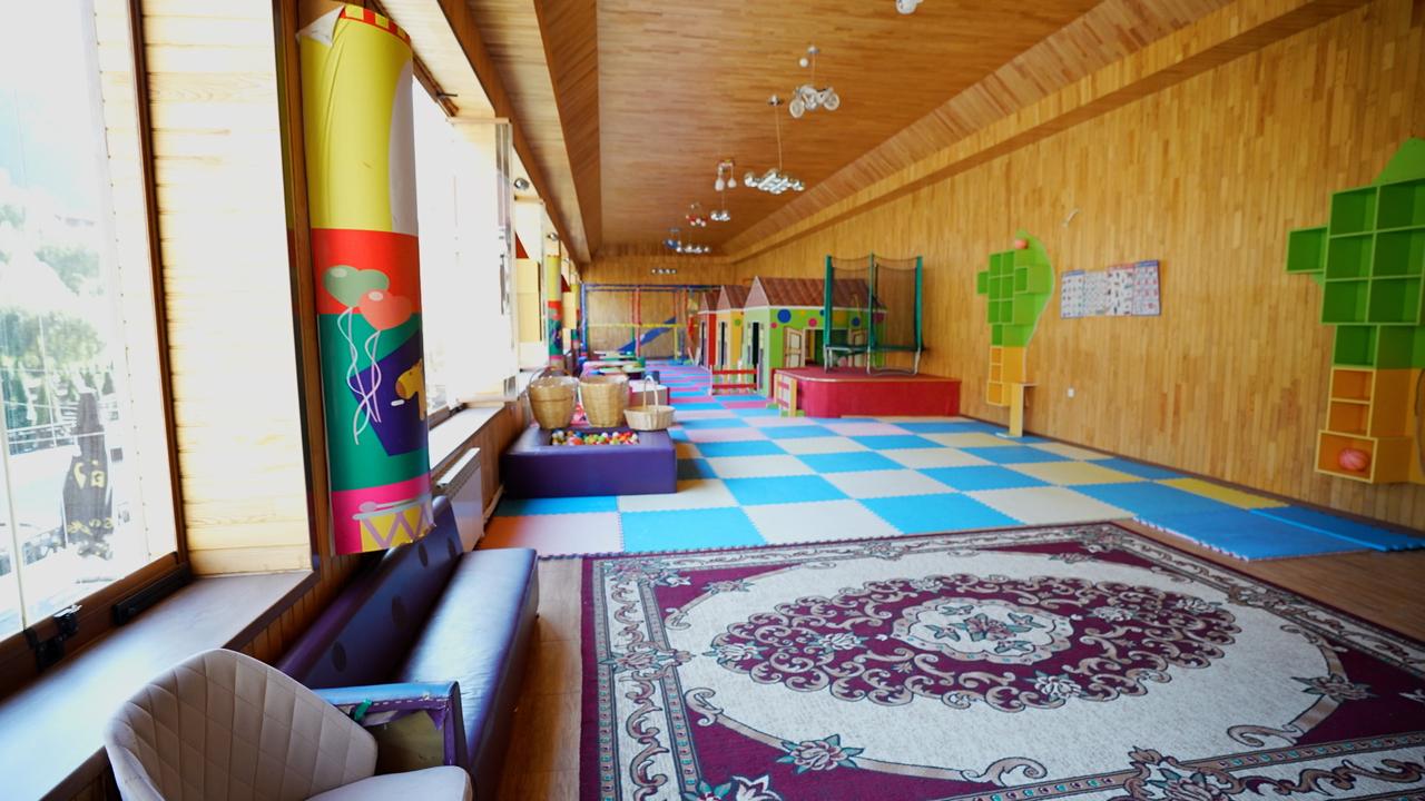 “Buradan getmək istəmirik” – Həmkarlar İttifaqının istirahət mərkəzlərində yay tətili