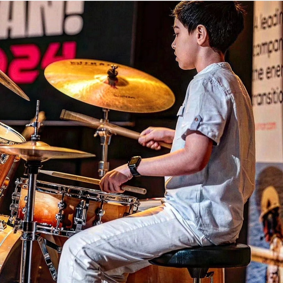 Cazla böyüyən yeniyetmə: Musiqi təhsil yolumu daha da zənginləşdirir