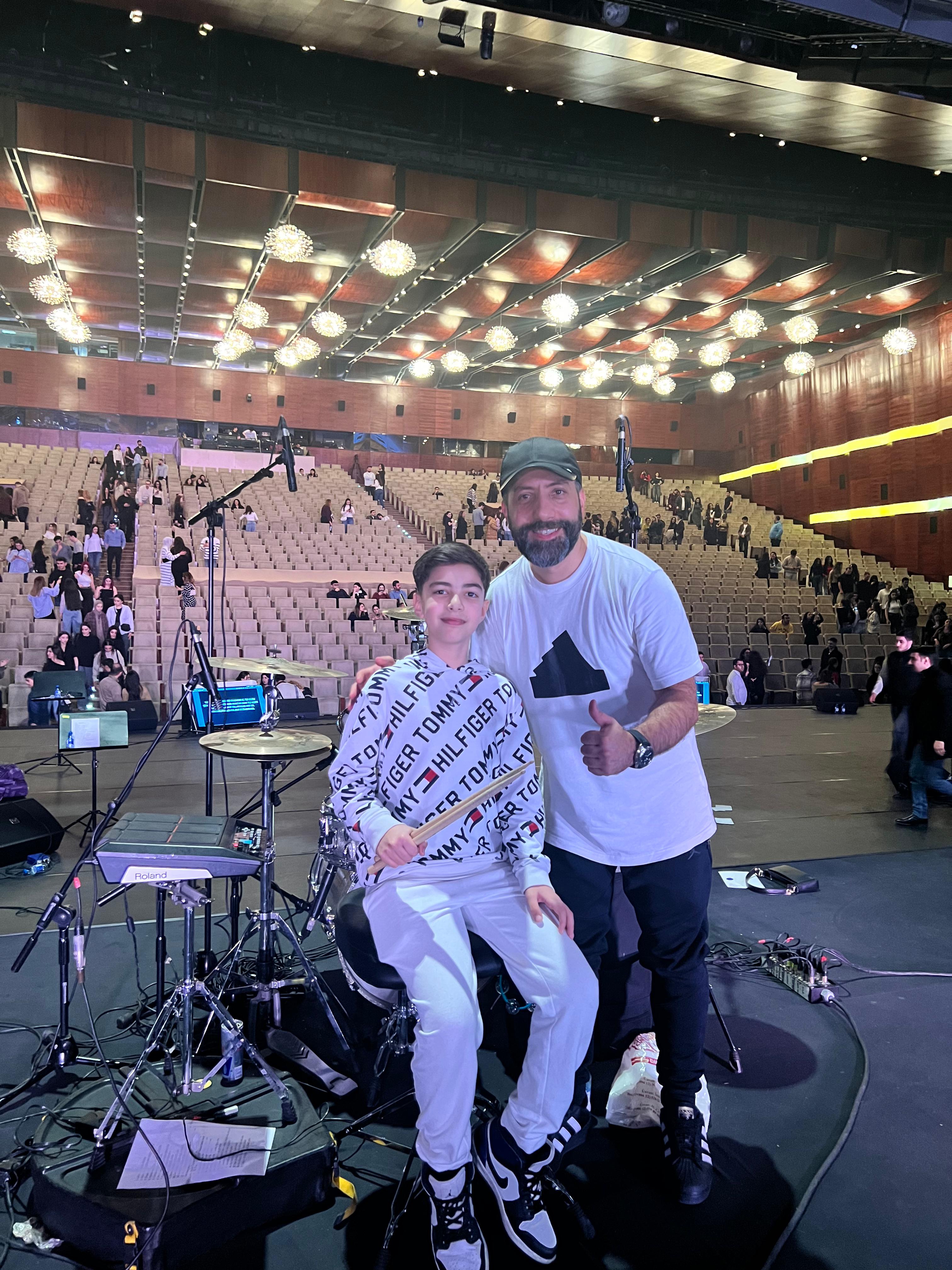 Cazla böyüyən yeniyetmə: Musiqi təhsil yolumu daha da zənginləşdirir