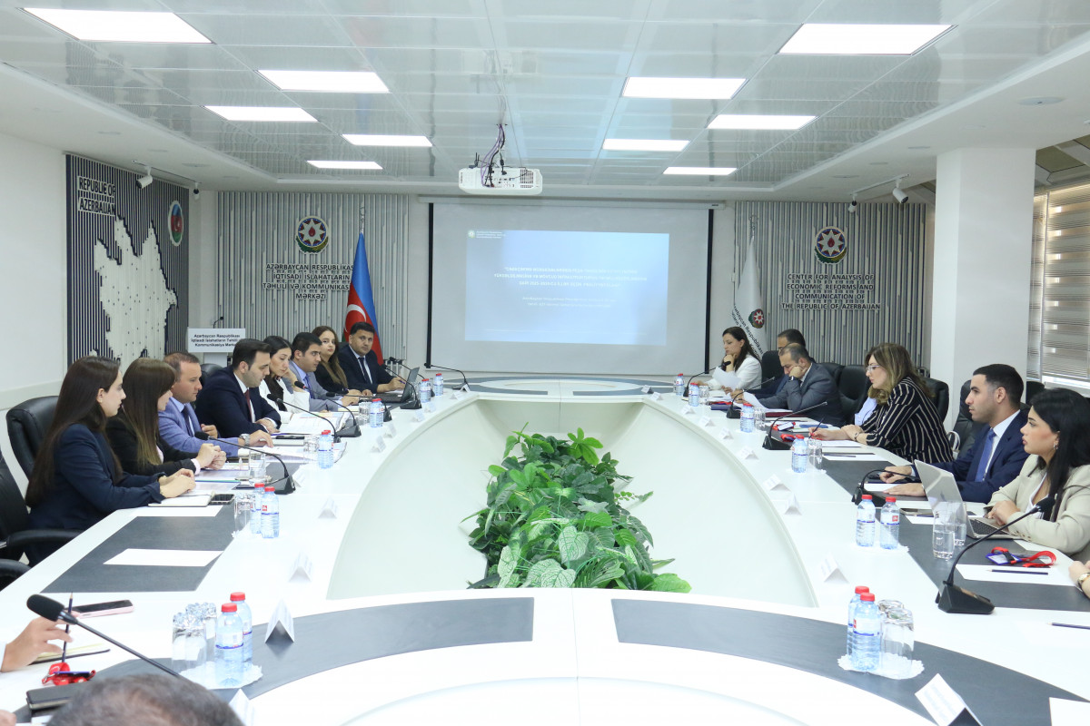 Cəzaçəkmə müəssisələrində peşə təhsilinin keyfiyyətinin yüksəldilməsi ilə bağlı iclas keçirilib 