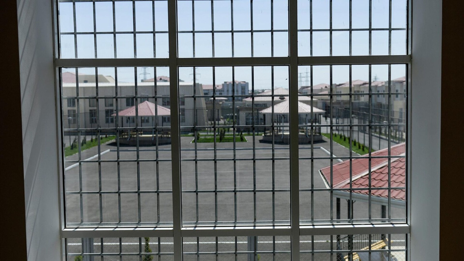 Cəzaçəkmə müəssisələrindəki məktəblərdə 667 şagird təhsil alır - ÖZƏL 