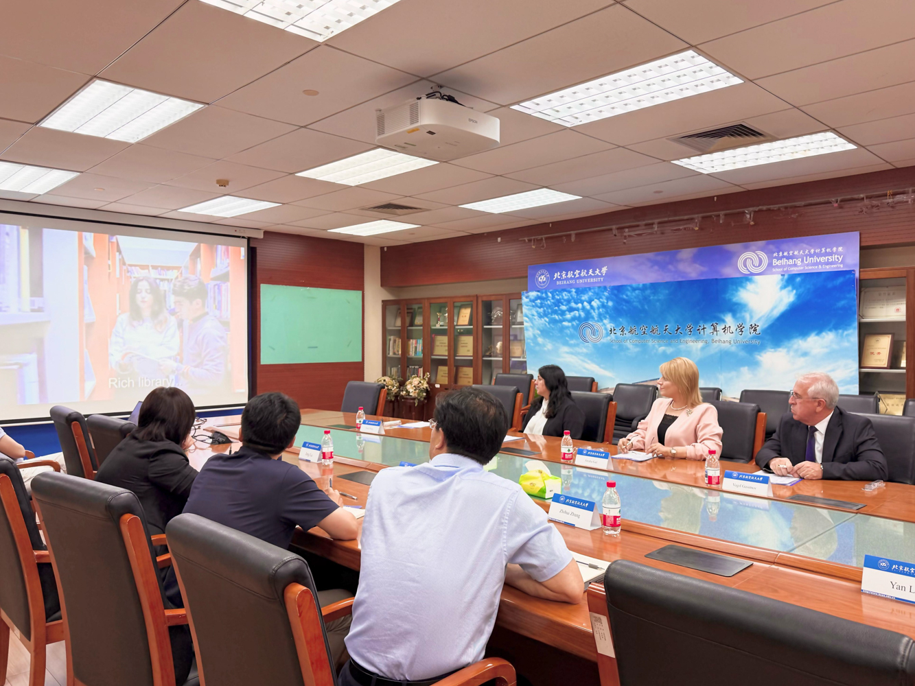 Çinin Beihang Universitetində BMU ilə əməkdaşlıq görüşü keçirilib 