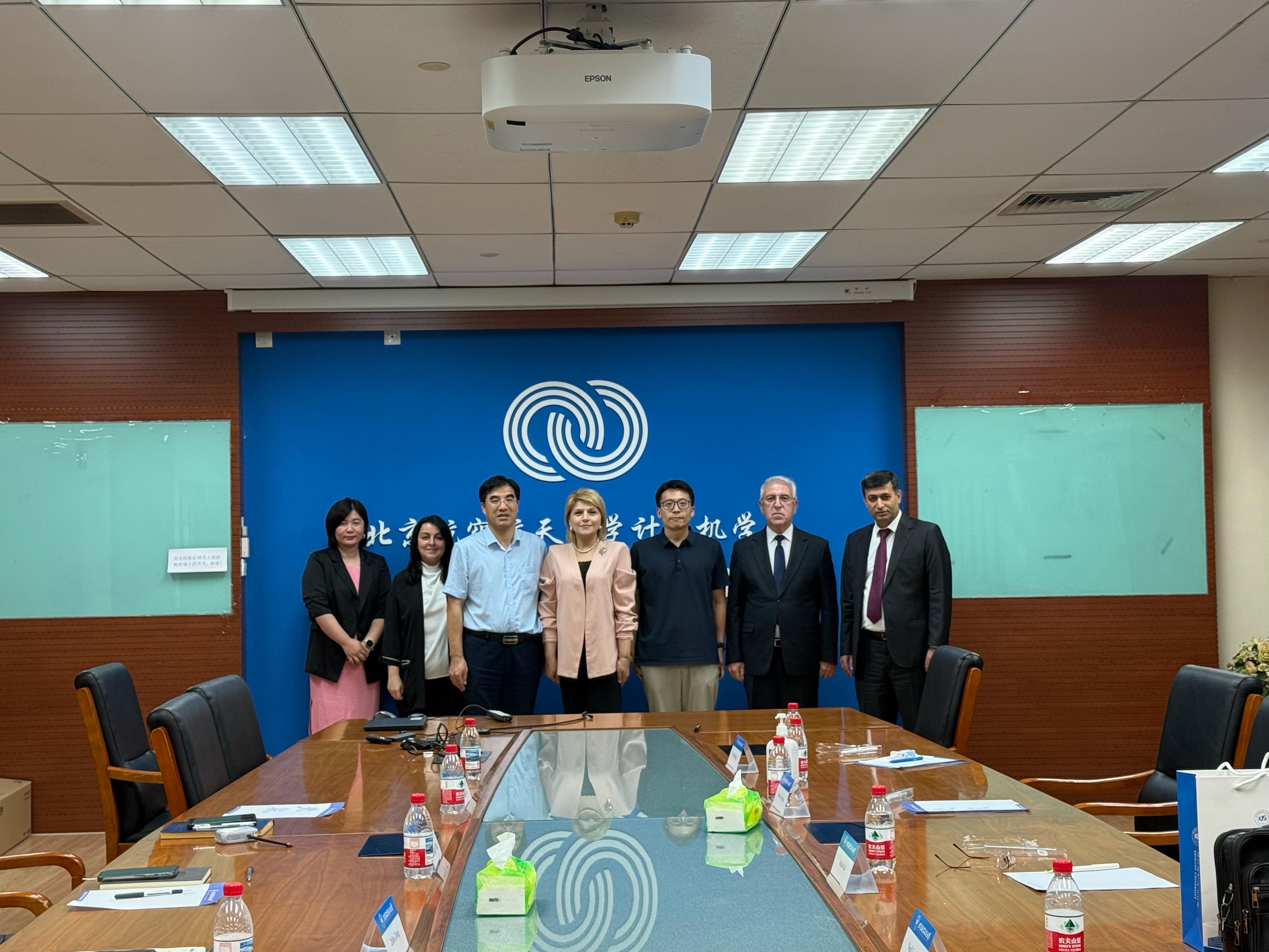 Çinin Beihang Universitetində BMU ilə əməkdaşlıq görüşü keçirilib