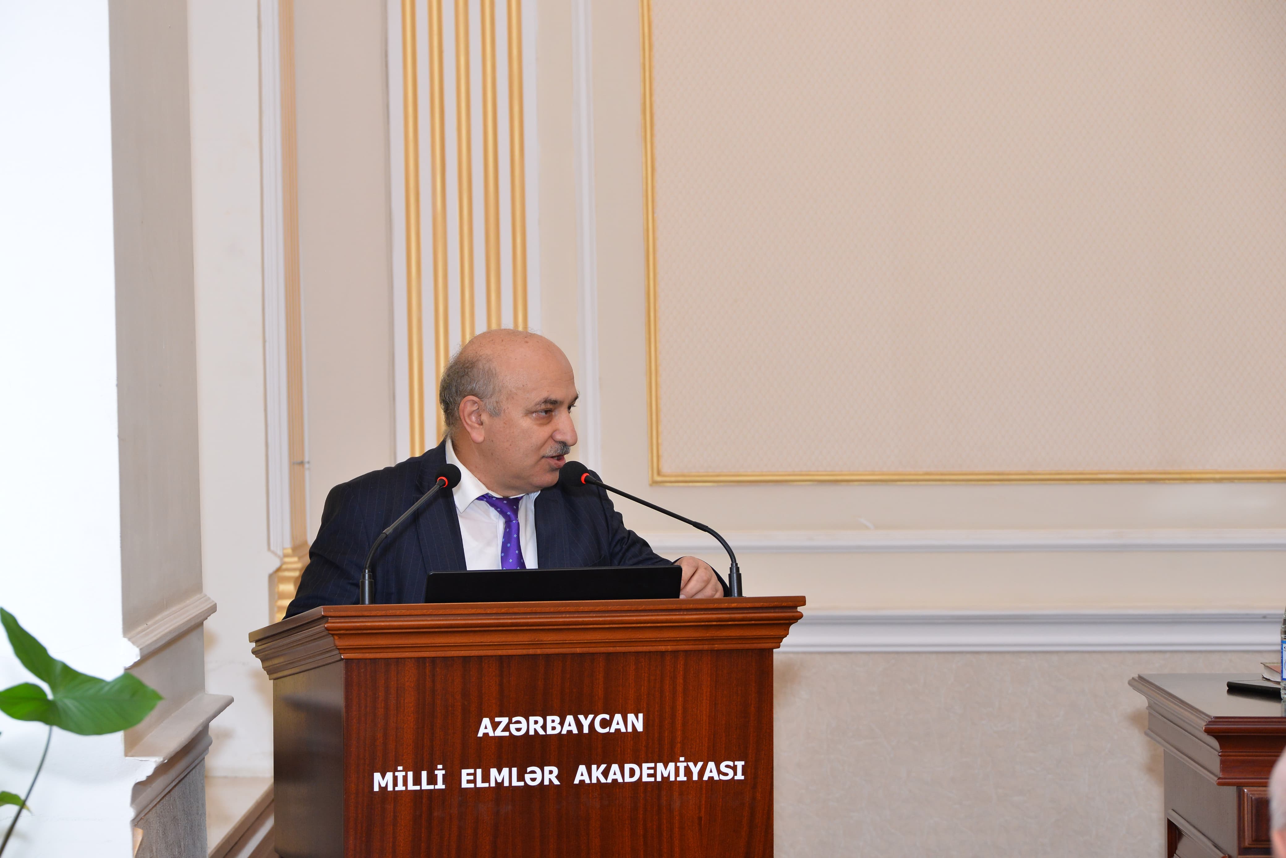 Coğrafiya İnstitutunun hesabat iclası keçirilib  