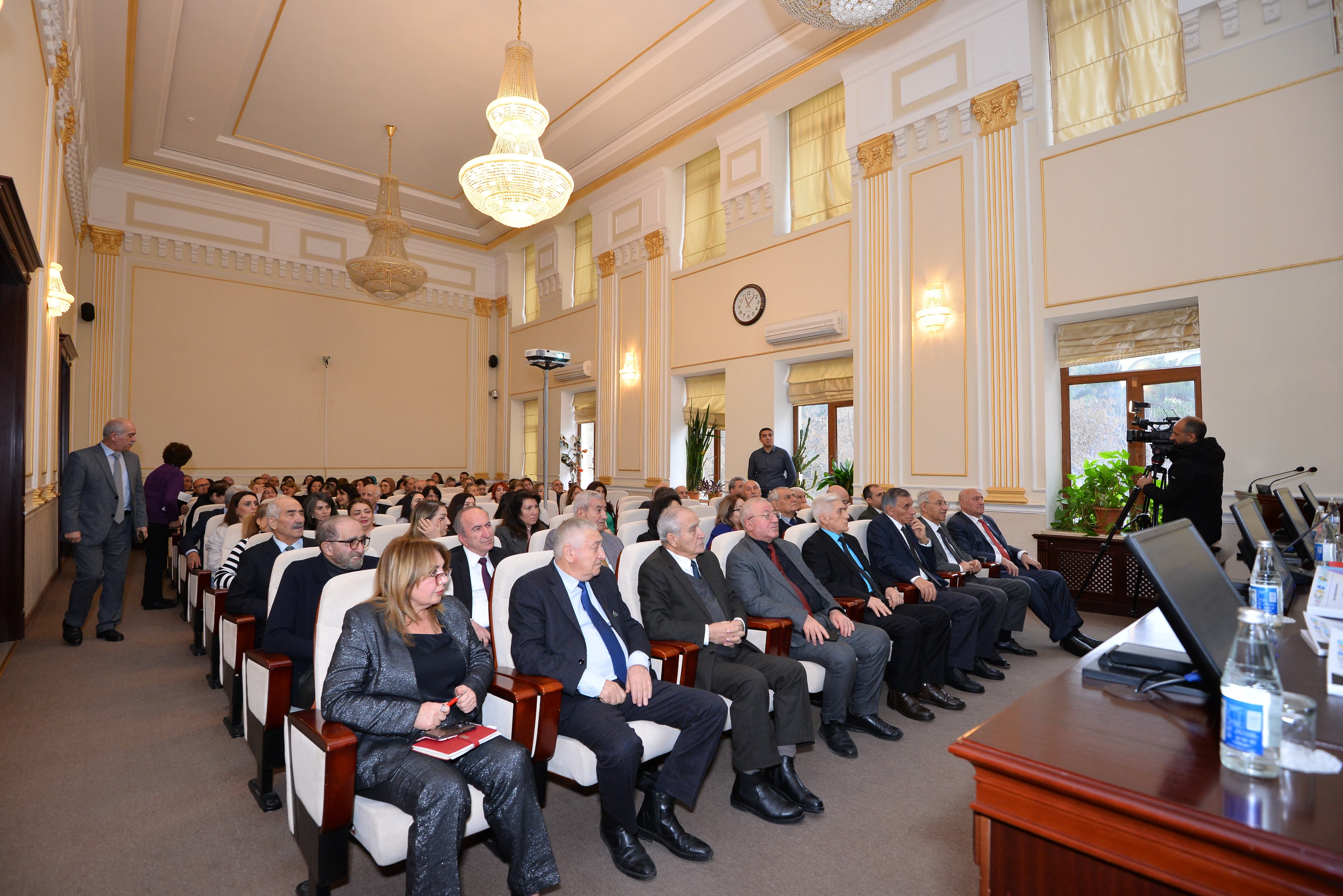 Coğrafiya İnstitutunun hesabat iclası keçirilib 