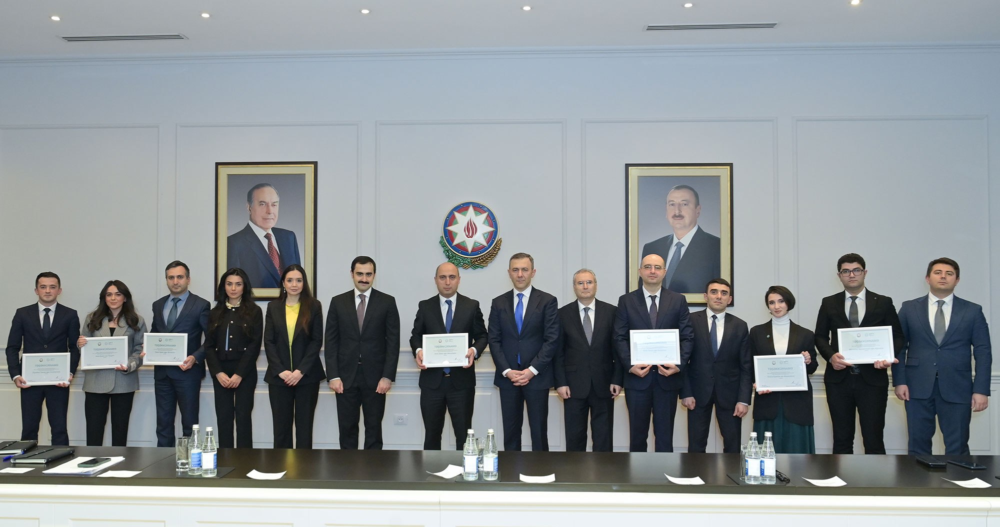 COP29-da fəal iştirakına görə təltif olunmuş əməkdaşlarla görüş keçirilib