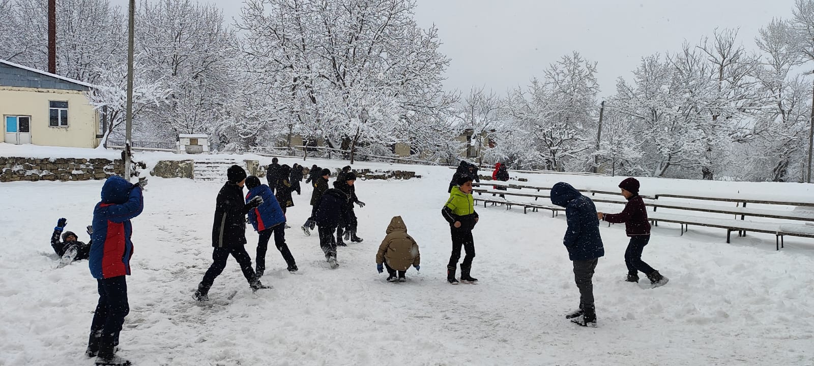 Dağlıq Şirvandakı məktəblərin istilik və davamiyyətlə bağlı vəziyyəti açıqlanıb 