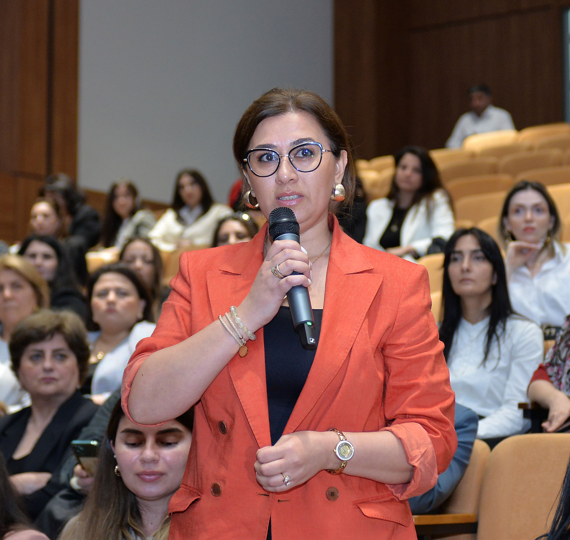 “Danışır təcrübə” layihəsinin qonağı Həsən Həsənov olub