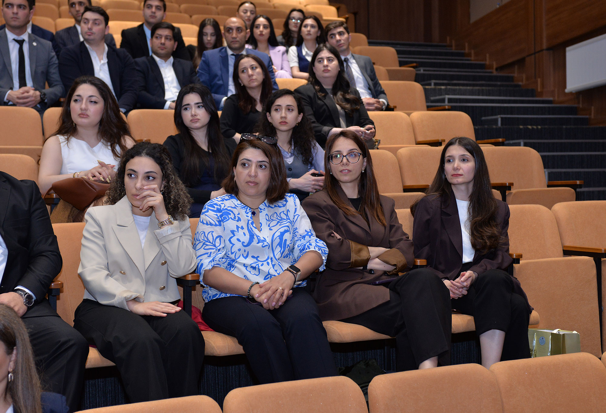 “Danışır təcrübə” layihəsinin qonağı Həsən Həsənov olub