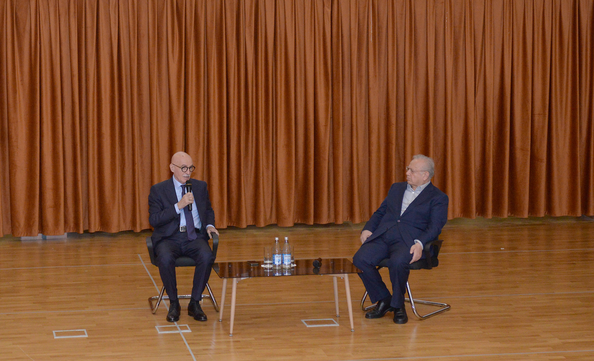 “Danışır təcrübə” layihəsinin qonağı Həsən Həsənov olub