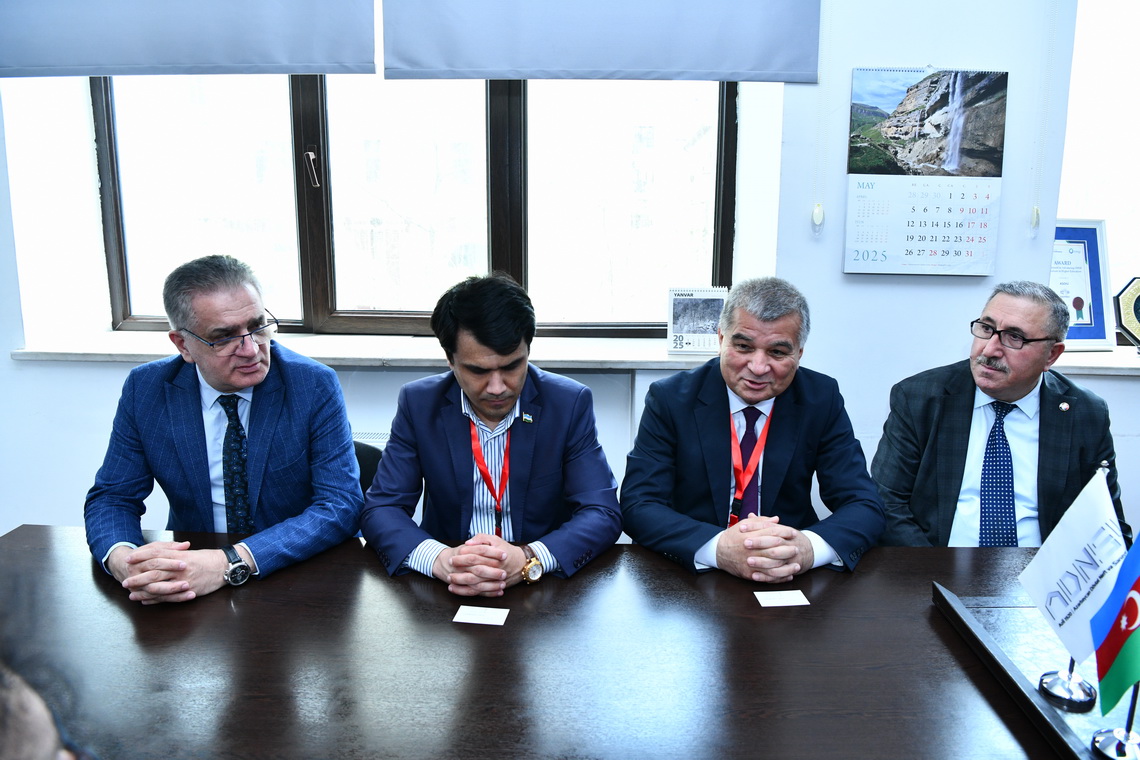 Daşkənd Dövlət Texniki Universitetinin əməkdaşları ADNSU-da olublar